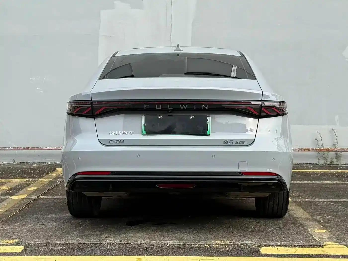 Fengyun A8L 2025 1.5TGDI 145km Luxury Edition — миниатюра 5