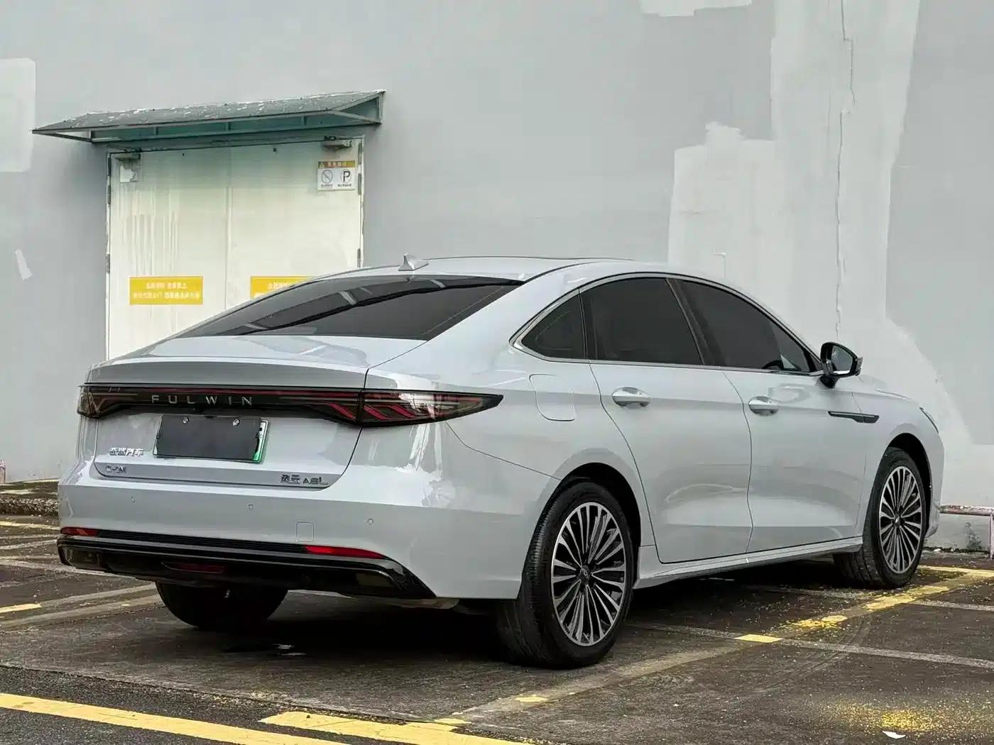 Fengyun A8L 2025 1.5TGDI 145km Luxury Edition — миниатюра 6