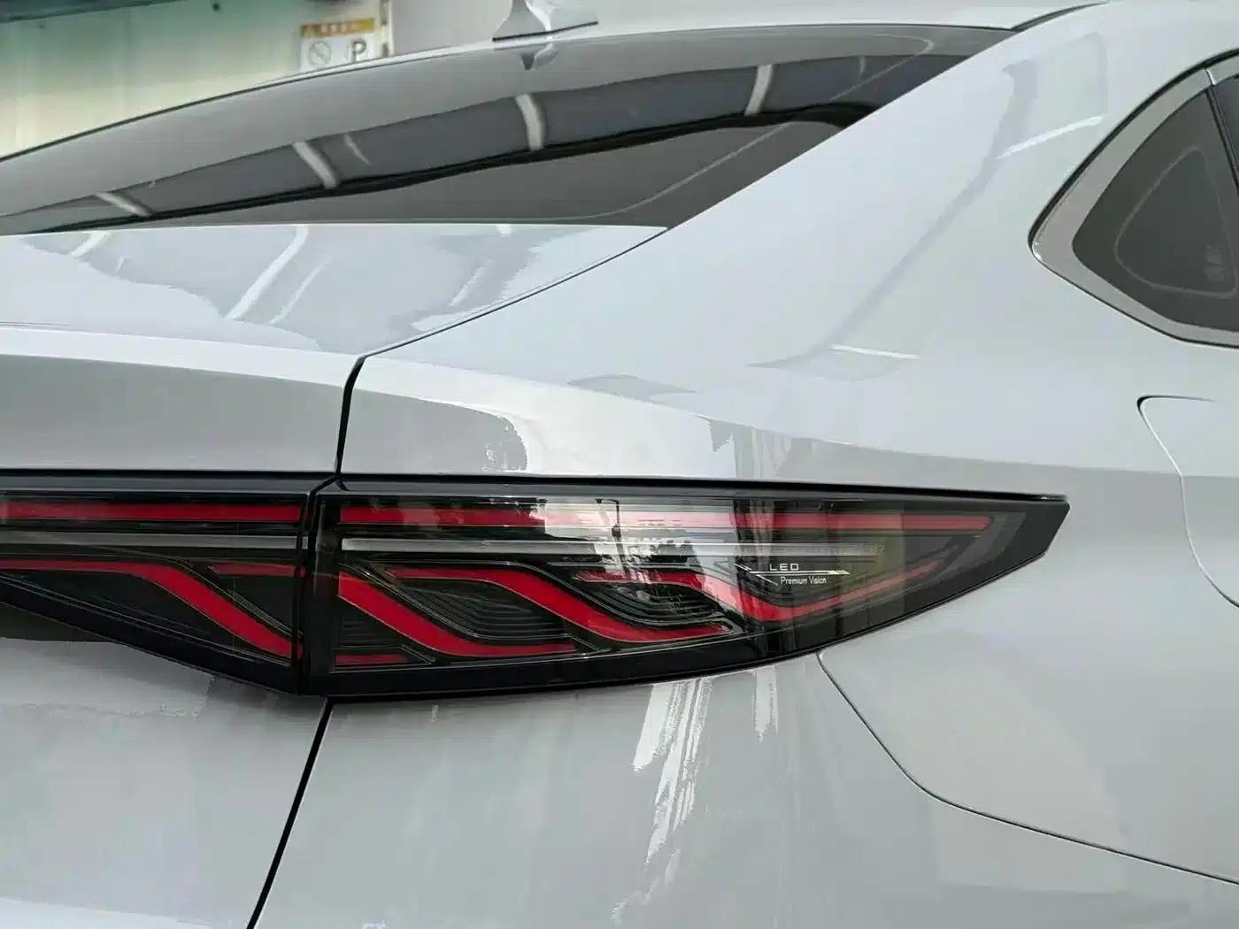 Fengyun A8L 2025 1.5TGDI 145km Luxury Edition — миниатюра 9