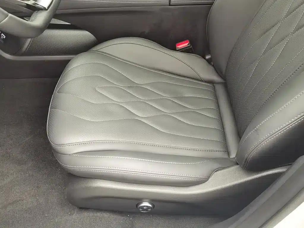 Fengyun A8L 2025 1.5TGDI 145km Luxury Edition — миниатюра 20