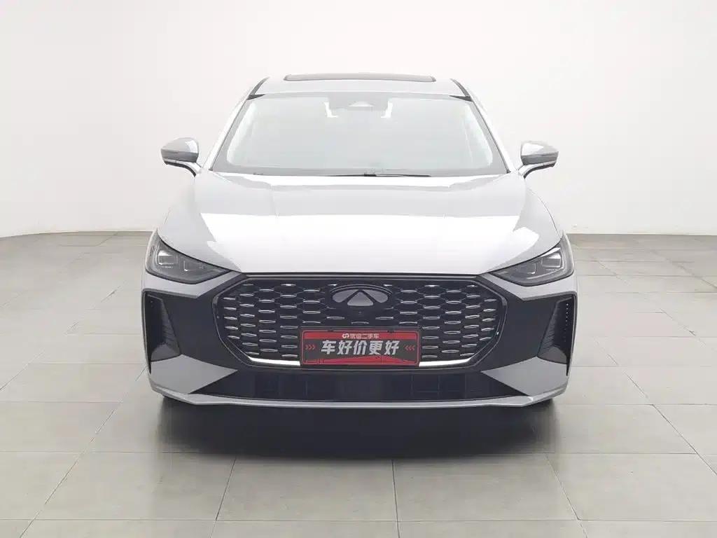Fengyun A8L 2025 1.5TGDI 145km Luxury Edition — миниатюра 3