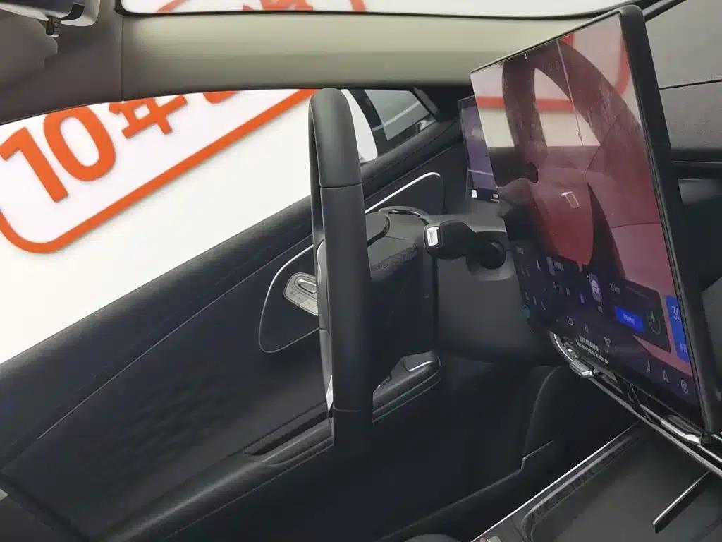 Fengyun A8L 2025 1.5TGDI 145km Luxury Edition — миниатюра 22