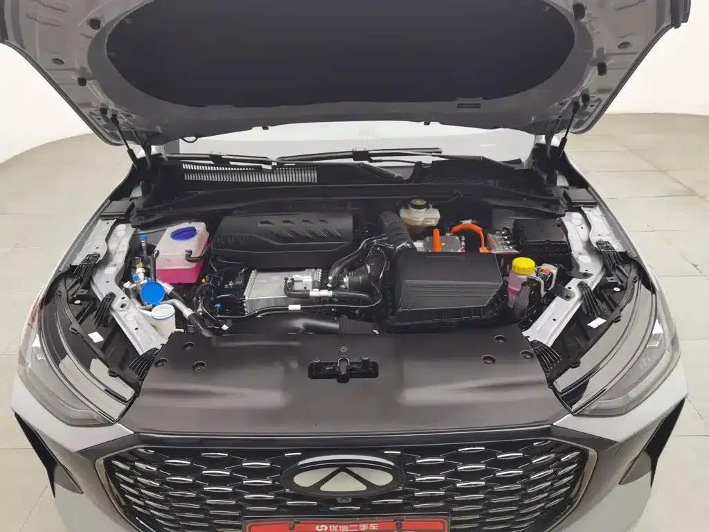 Fengyun A8L 2025 1.5TGDI 145km Luxury Edition — миниатюра 6