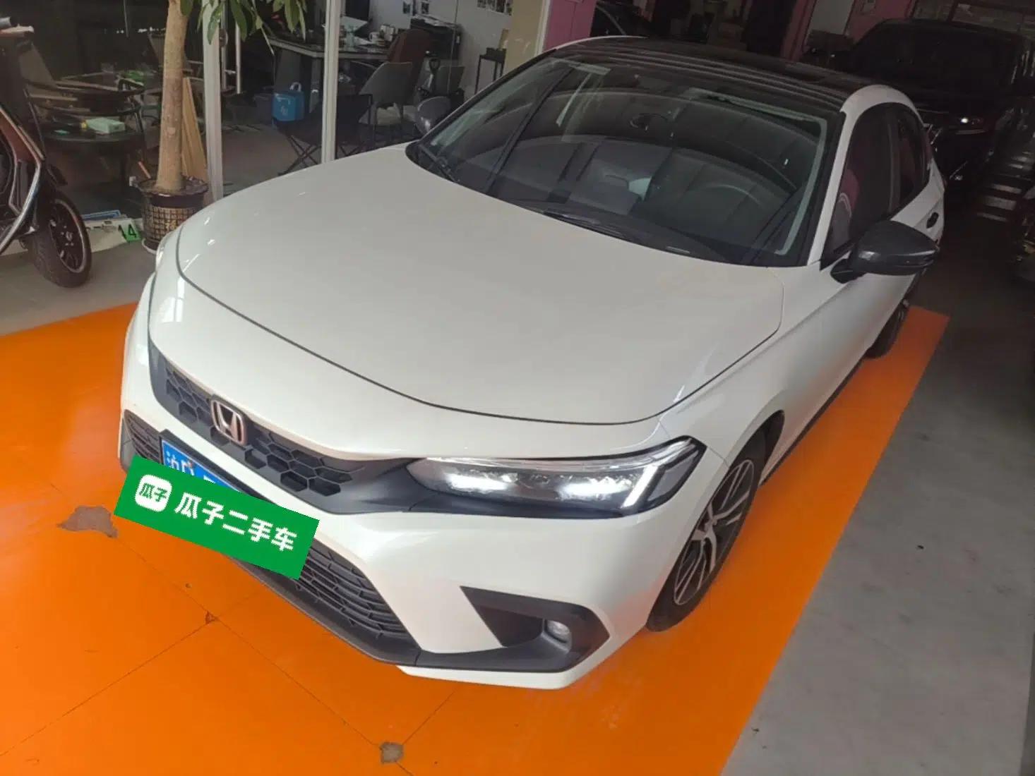 Honda Civic 2023 HATCHBACK 240TURBO CVT Zhiyue Edition — миниатюра 1