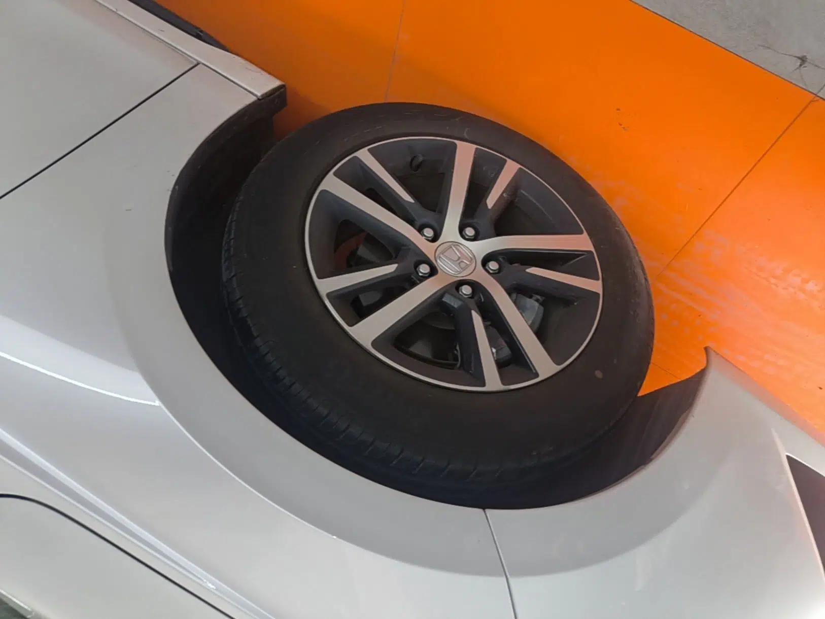 Honda Civic 2023 HATCHBACK 240TURBO CVT Zhiyue Edition — миниатюра 10