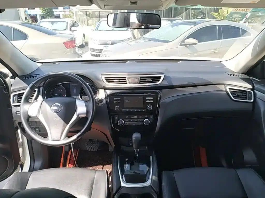 Nissan X-Trail 2014 2.0L CVT Comfort Edition 2WD — миниатюра 10