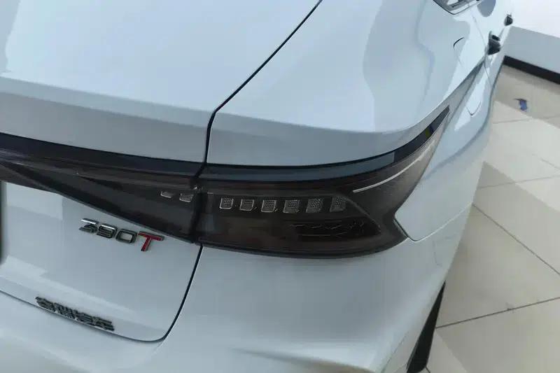 Chery Arrizo 8 2023 High-Performance Edition 2.0T DCT — миниатюра 5