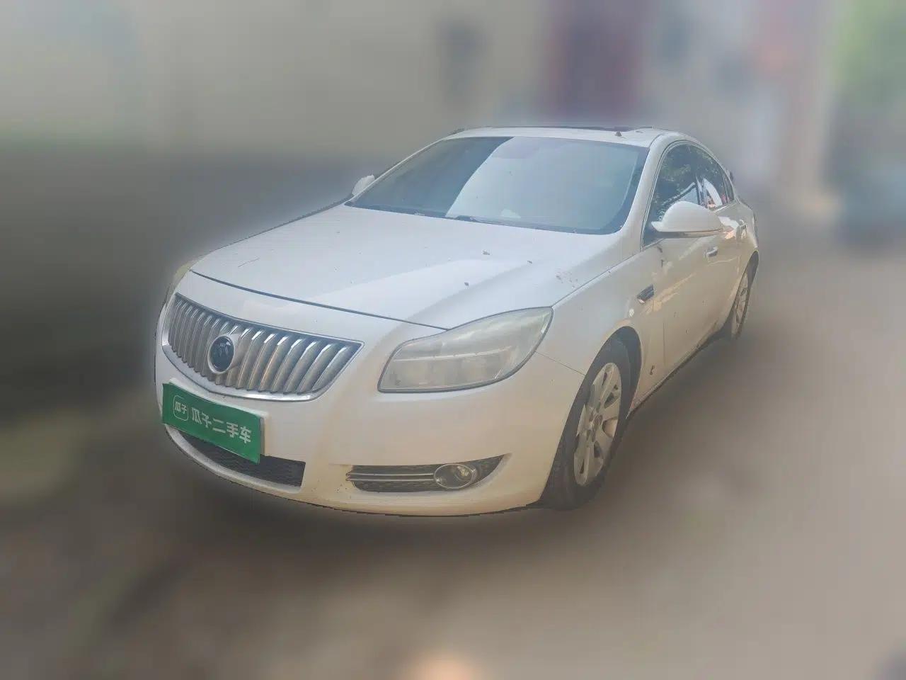Buick Regal 2012 2.0L Luxury Edition — миниатюра 1