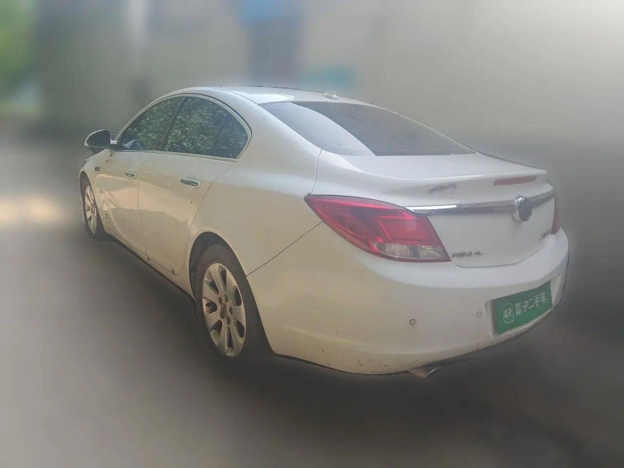 Buick Regal 2012 2.0L Luxury Edition — миниатюра 4