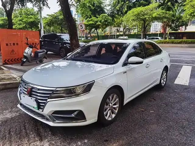 Roewe i6 New Energy 2017 45T Hybrid Connected Smart Edition