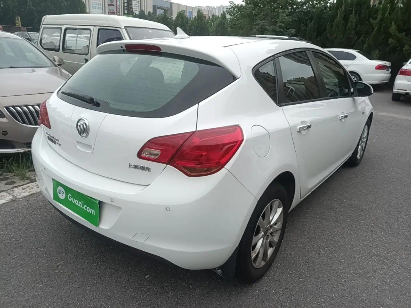 Buick GT 2014 XT 1.6L Automatic Fashion Edition — миниатюра 6