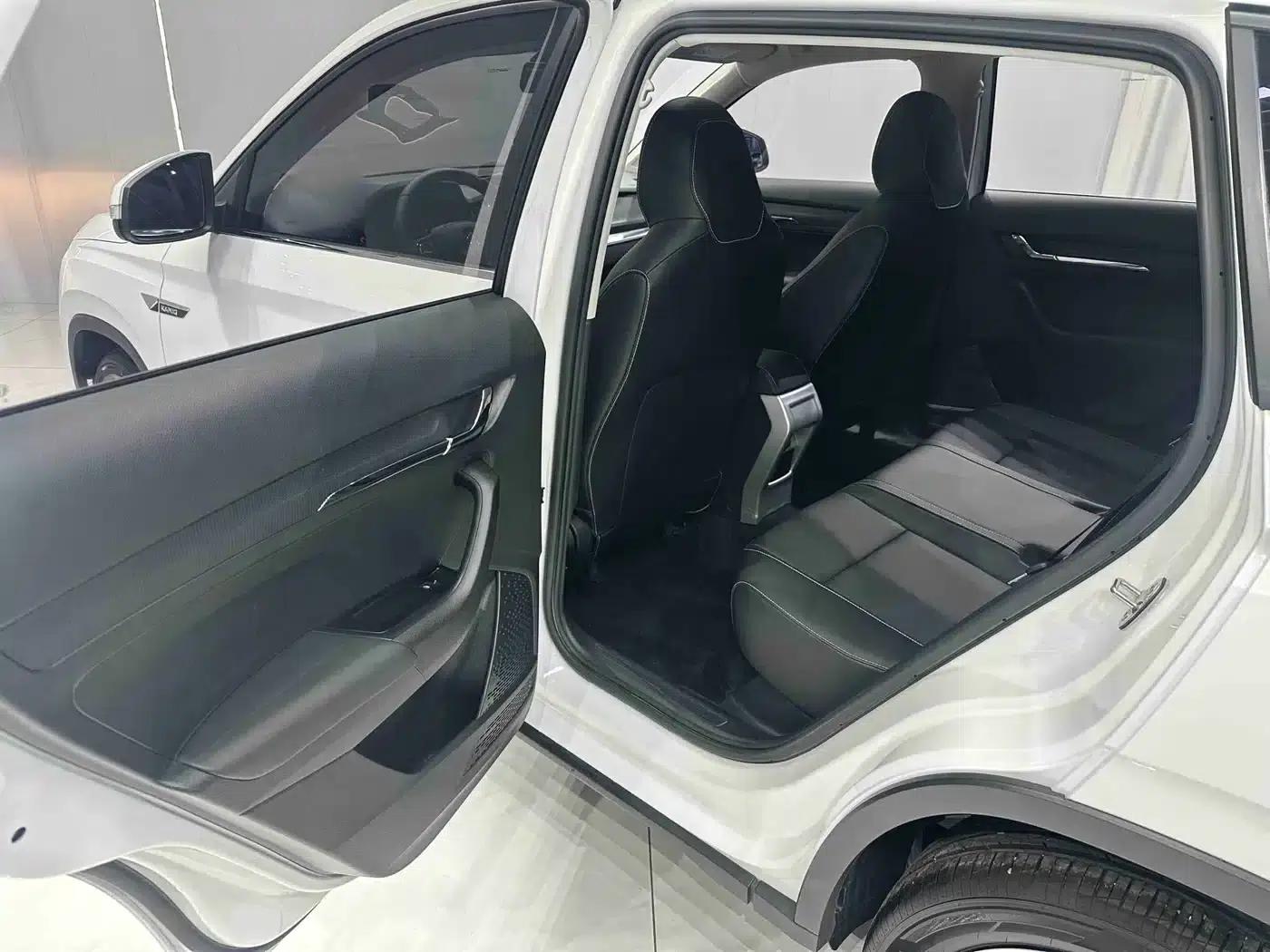 Kamiq 2023 Facelift 1.5L Automatic Comfort Edition — миниатюра 16