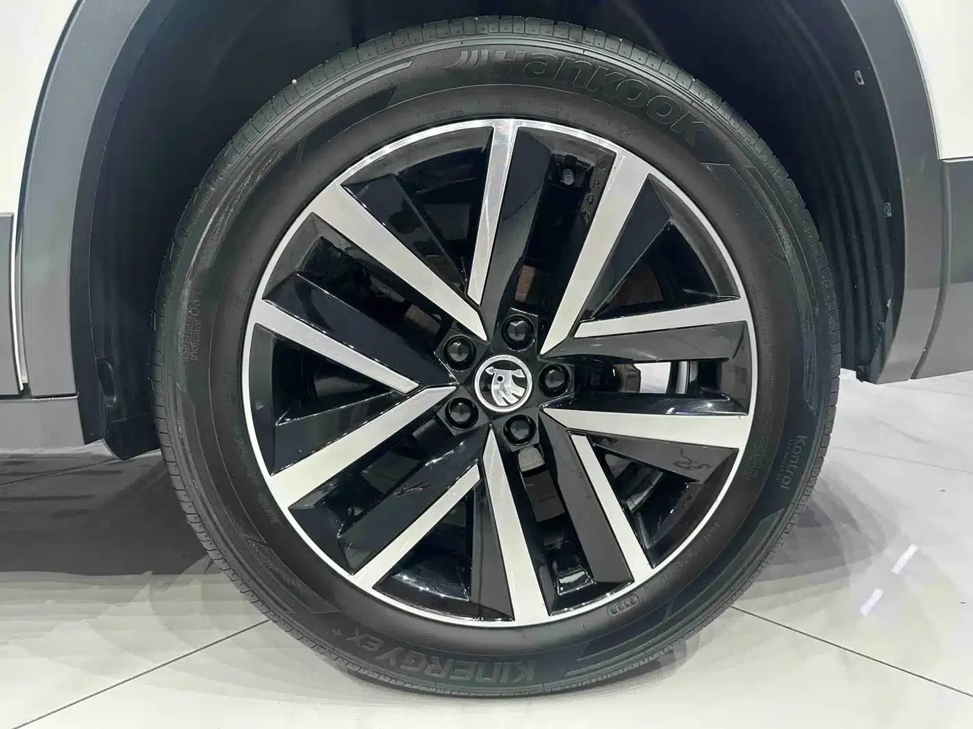 Kamiq 2023 Facelift 1.5L Automatic Comfort Edition — миниатюра 19