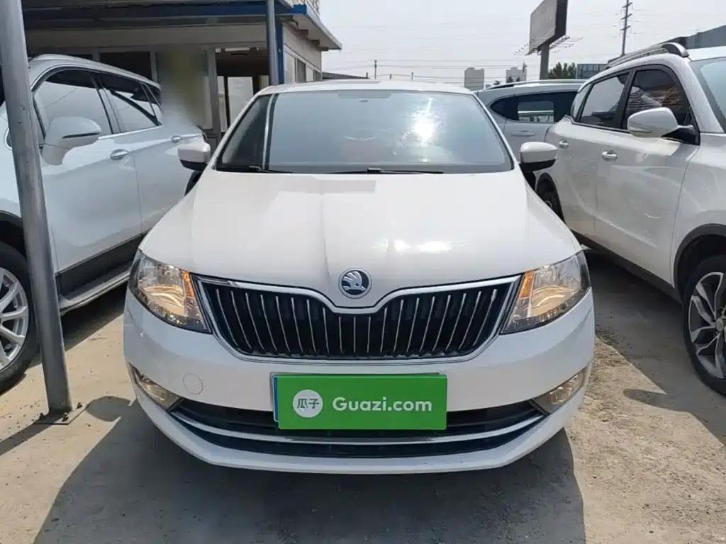 Rapid 2019 1.5L Automatic Comfort Edition (China VI Emission Standard) — миниатюра 3