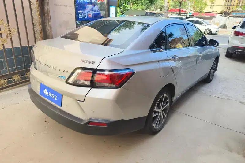 Venucia D60 2019 1.6L XL CVT Intelligent Elite Edition — миниатюра 3