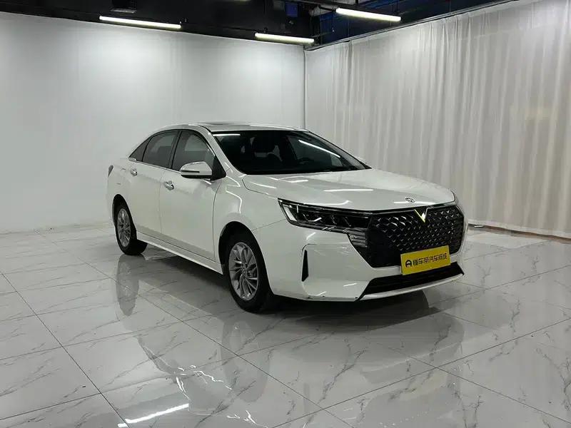 Venucia D60 2021 PLUS 1.6L XL CVT Elite Edition — миниатюра 3