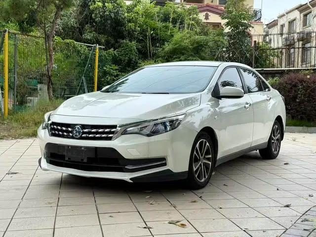 Venucia D60 2019 1.6L XE CVT Comfort Edition