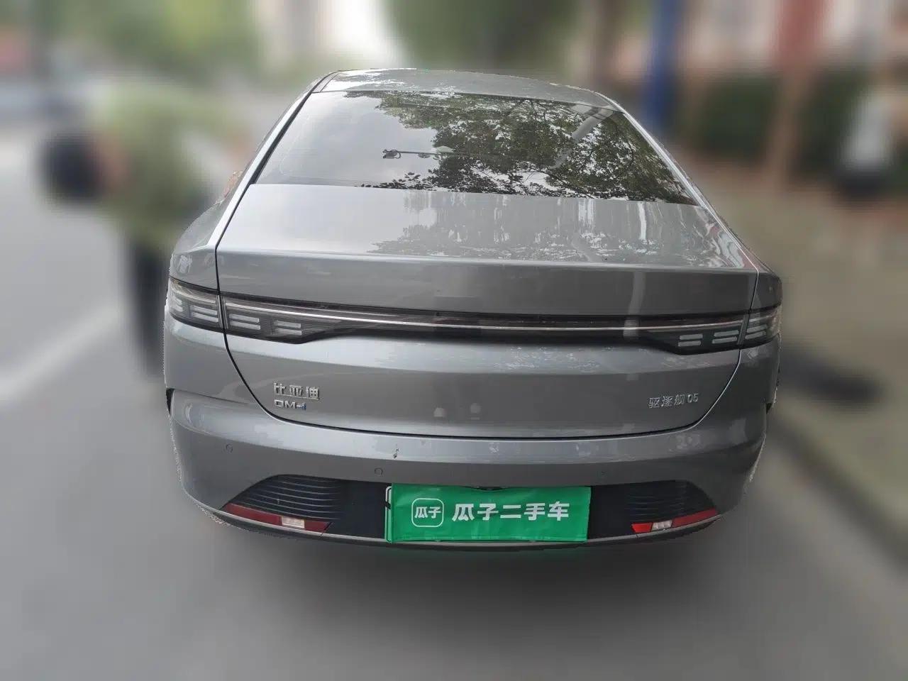 BYD Destroyer 05 2022 DM-i 55KM Luxury Model — миниатюра 5