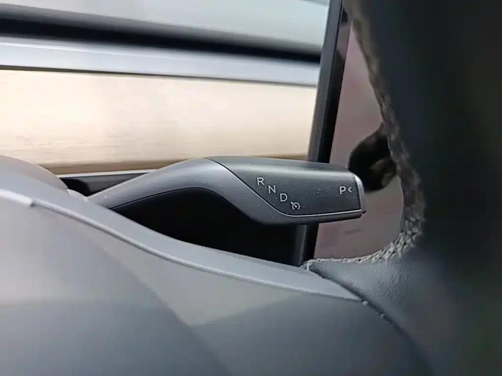 Model Y 2021 Standard Range Rear-Wheel Drive — миниатюра 14