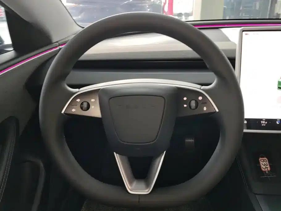 Model 3 2023 Rear-Wheel Drive — миниатюра 15