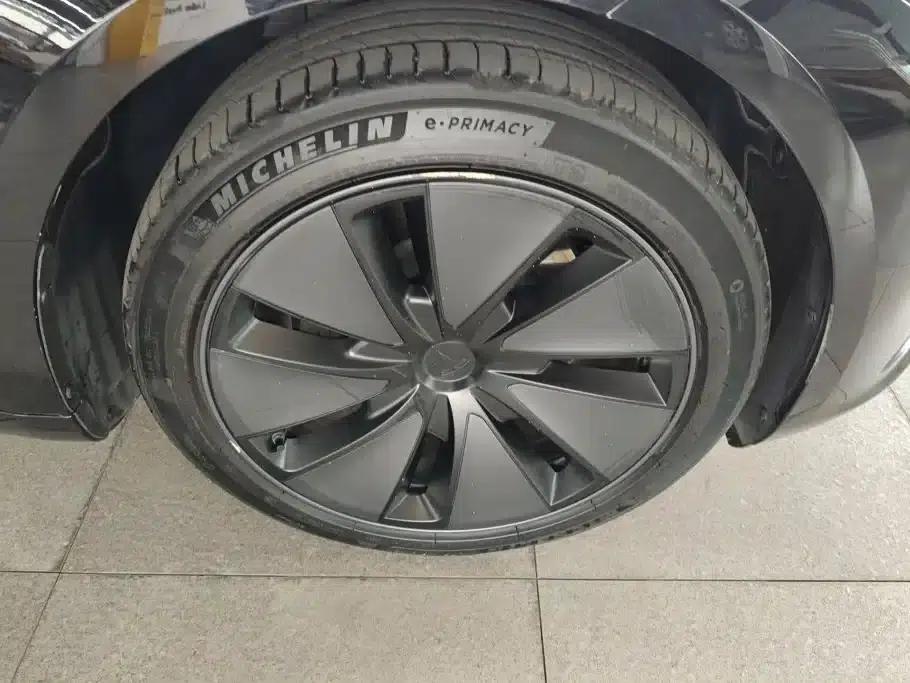 Model 3 2023 Rear-Wheel Drive — миниатюра 6