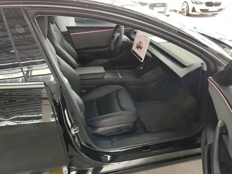 Model 3 2023 Rear-Wheel Drive — миниатюра 8