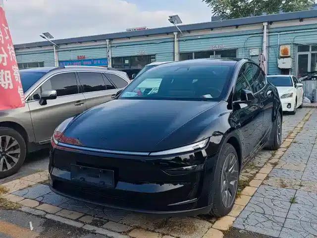 Model Y L 2025 Long Range All-Wheel Drive