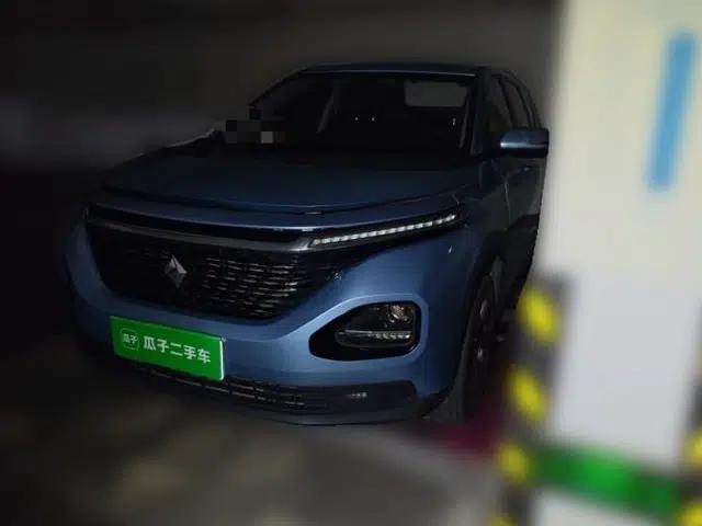 Baojun RM-5 2019 1.5T Manual Elite Version with 24-Hour Online Service 6 Seats