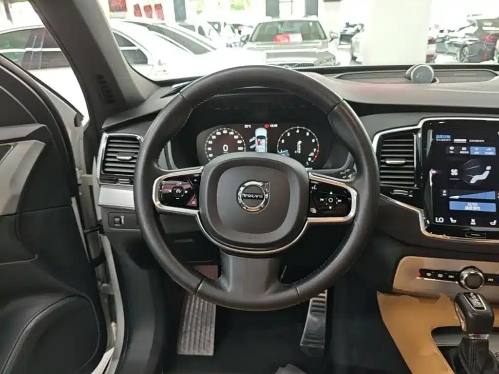 2018 Volvo XC90 T6 Smart Edition 7-seater — миниатюра 11