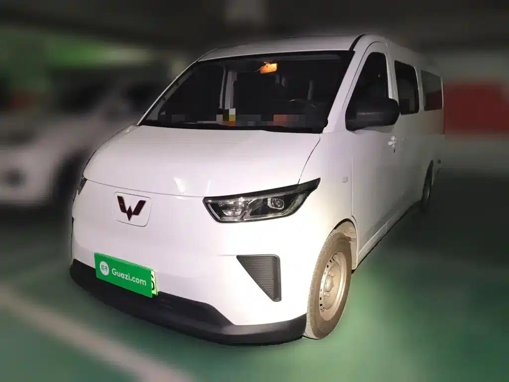 Wuling Yangguang 2025 400km/h Bus Comfort Edition — миниатюра 1