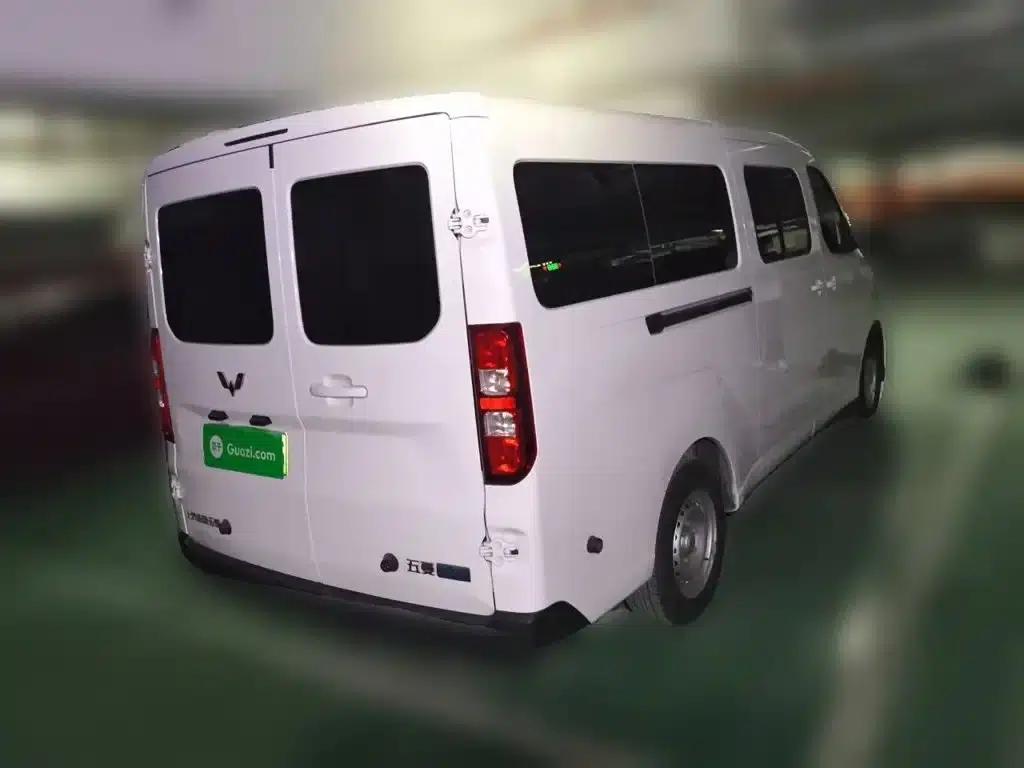 Wuling Yangguang 2025 400km/h Bus Comfort Edition — миниатюра 4