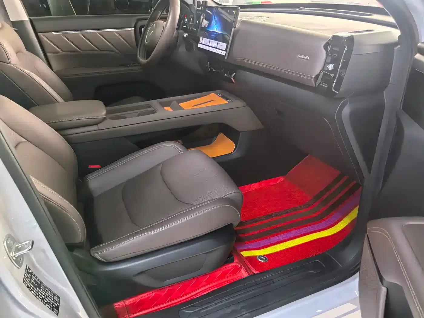 Starlight 560 New Energy 2026 Plug-in Hybrid 125km/h Luxury Model — миниатюра 11