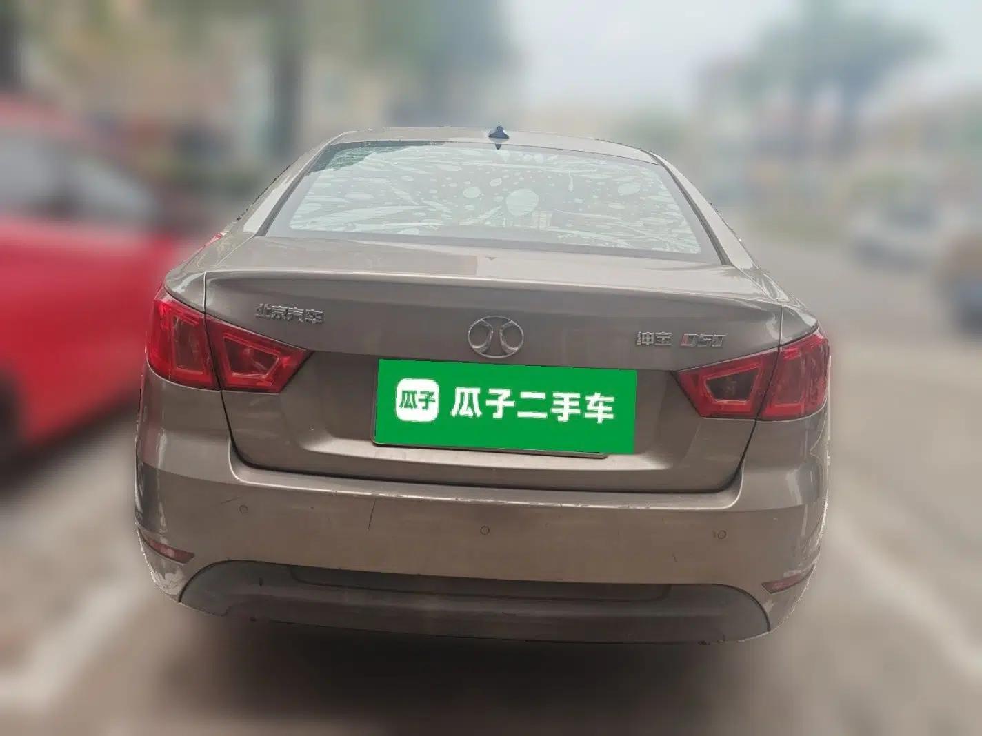 BAIC Senova D50 2015 1.5L Manual Comfort Value Navigation Edition — миниатюра 5