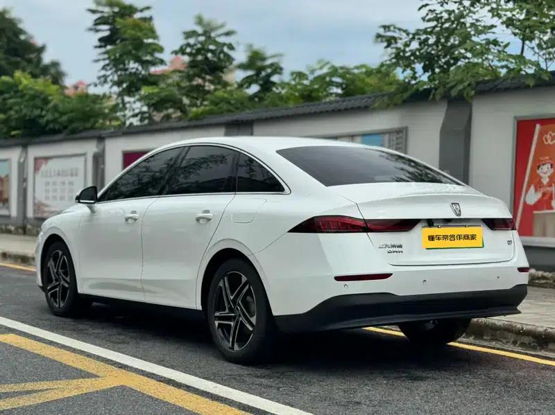 Roewe D7 DMH 2023 125 Super Edition — миниатюра 4