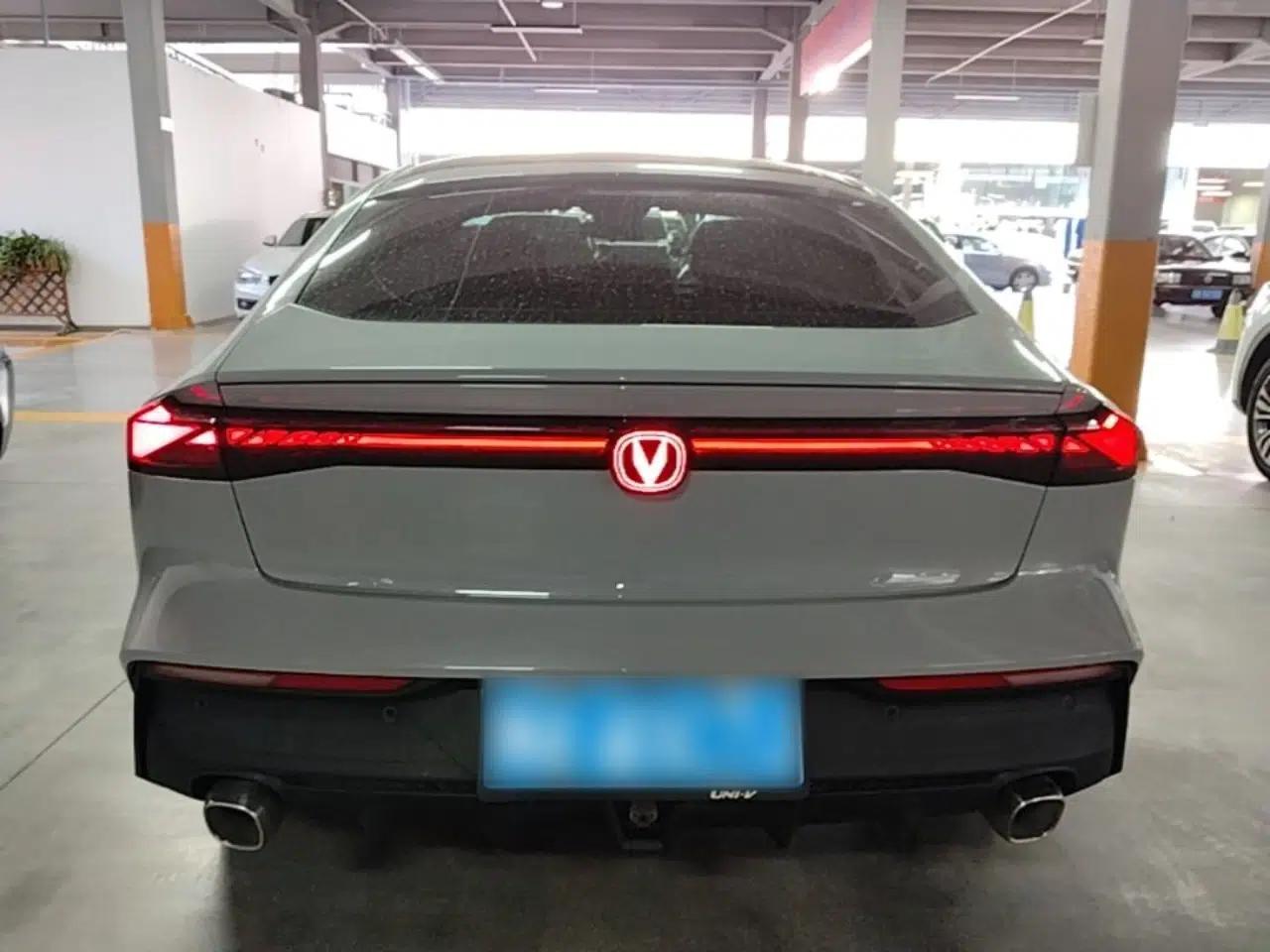 CHANGAN UNI-V 2022 1.5T Prestige Version — миниатюра 5