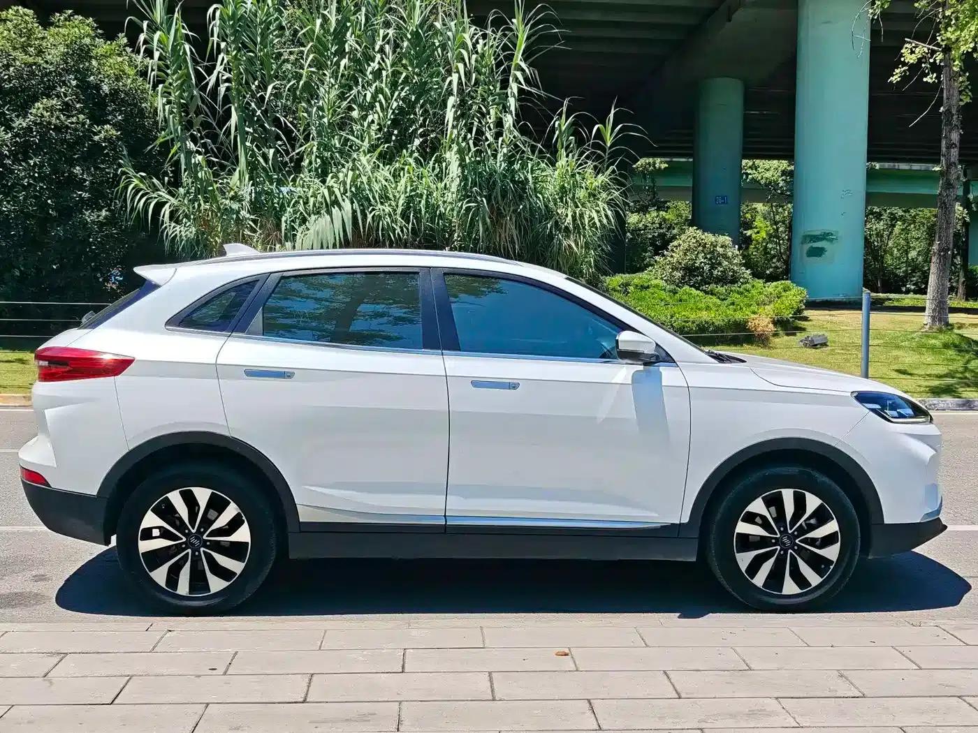 Weltmeister EX5 2019 Model EX5 Smart 2.0 Lite Explorer Edition 400 — миниатюра 4