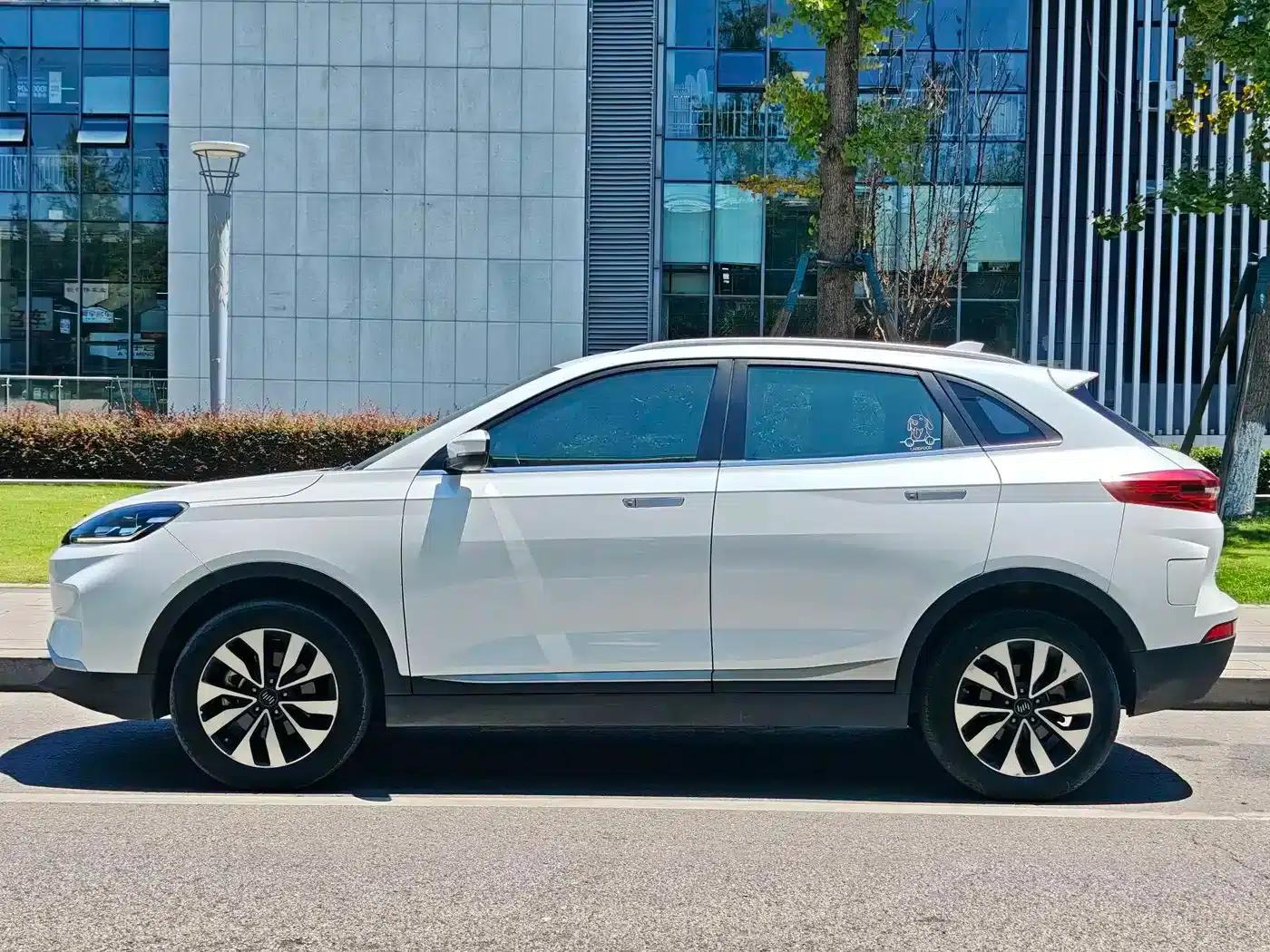 Weltmeister EX5 2019 Model EX5 Smart 2.0 Lite Explorer Edition 400 — миниатюра 5