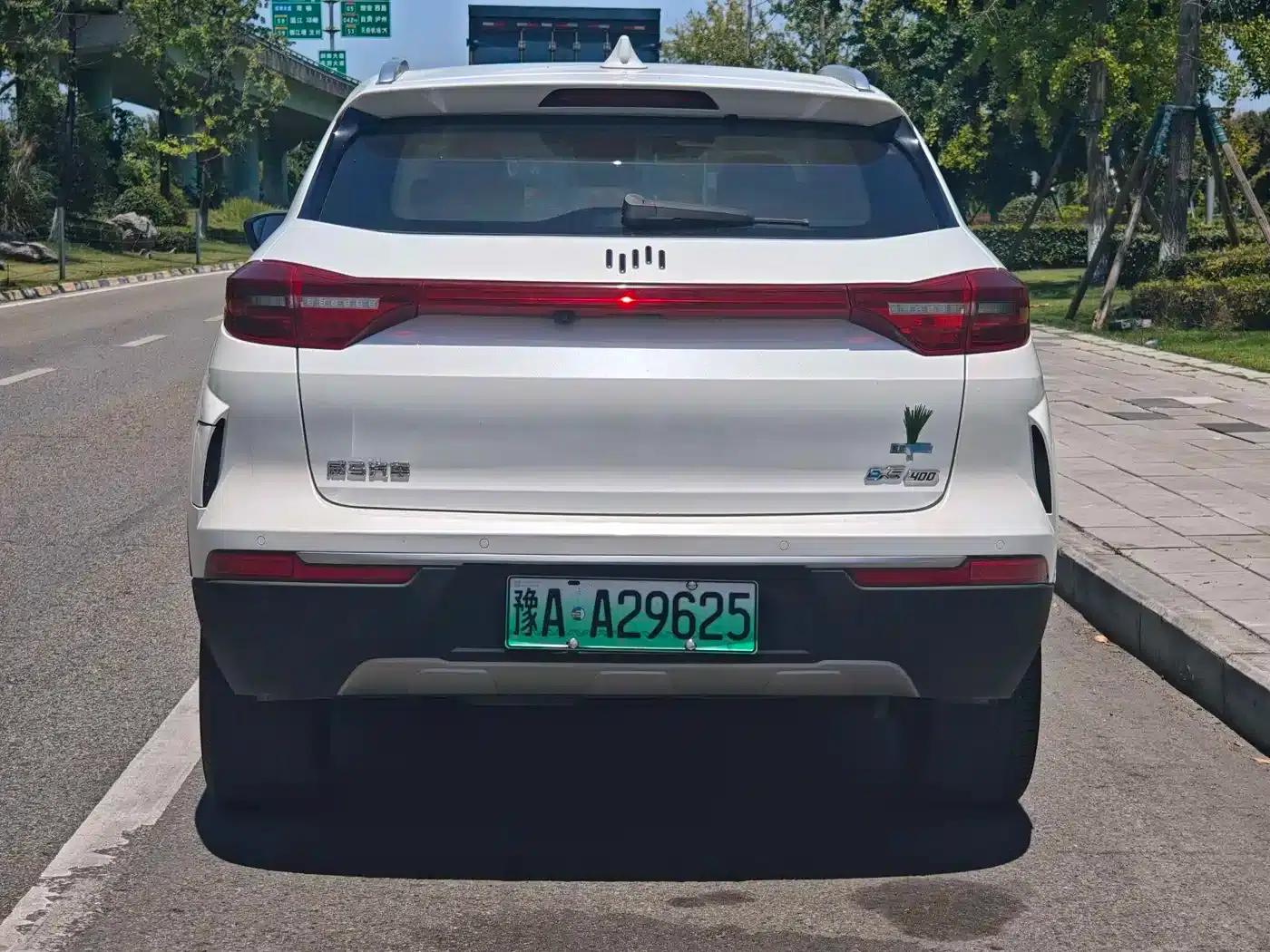 Weltmeister EX5 2019 Model EX5 Smart 2.0 Lite Explorer Edition 400 — миниатюра 7