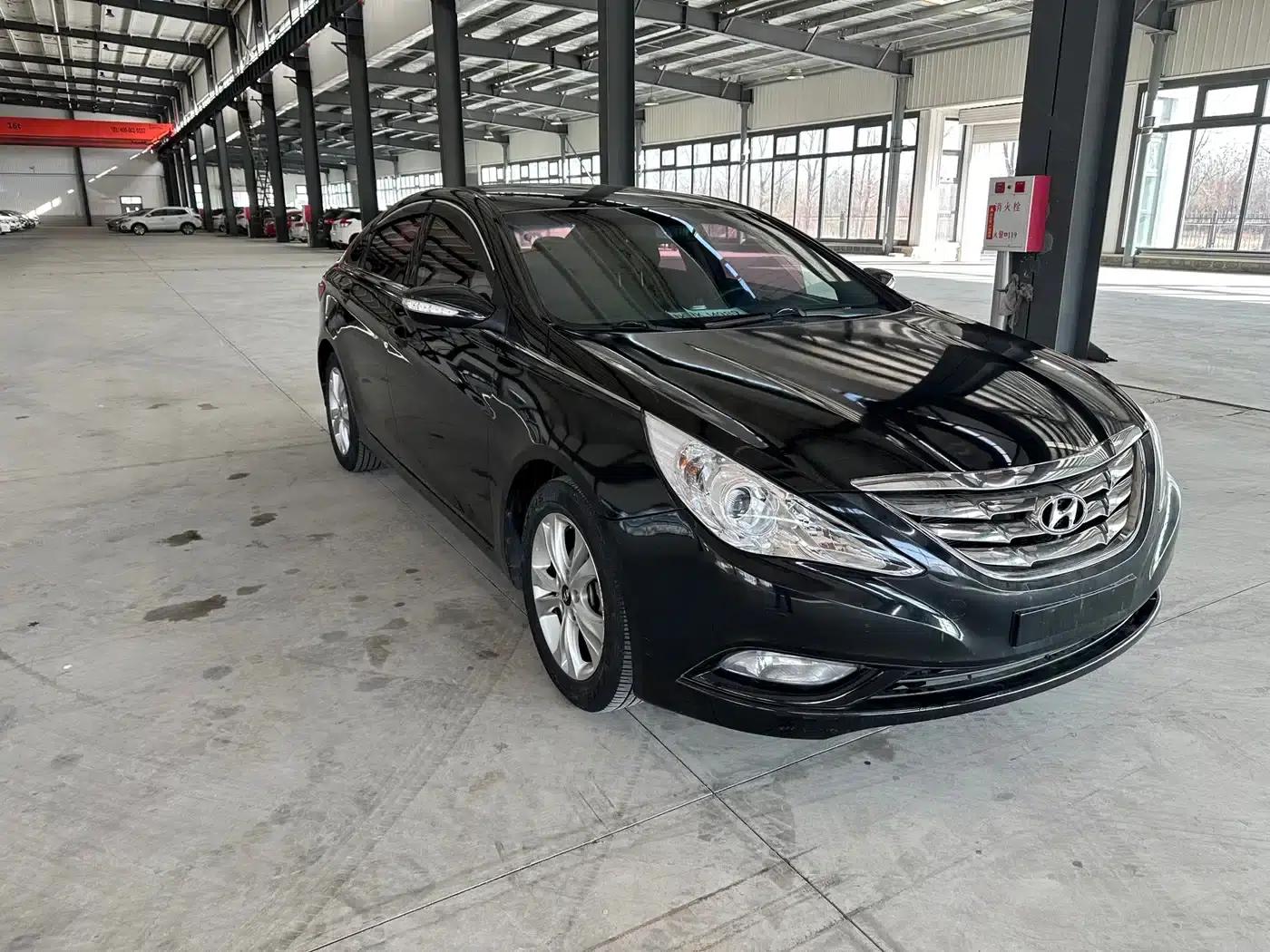 Sonata 2011 2.0L Automatic Leading Edition — миниатюра 3