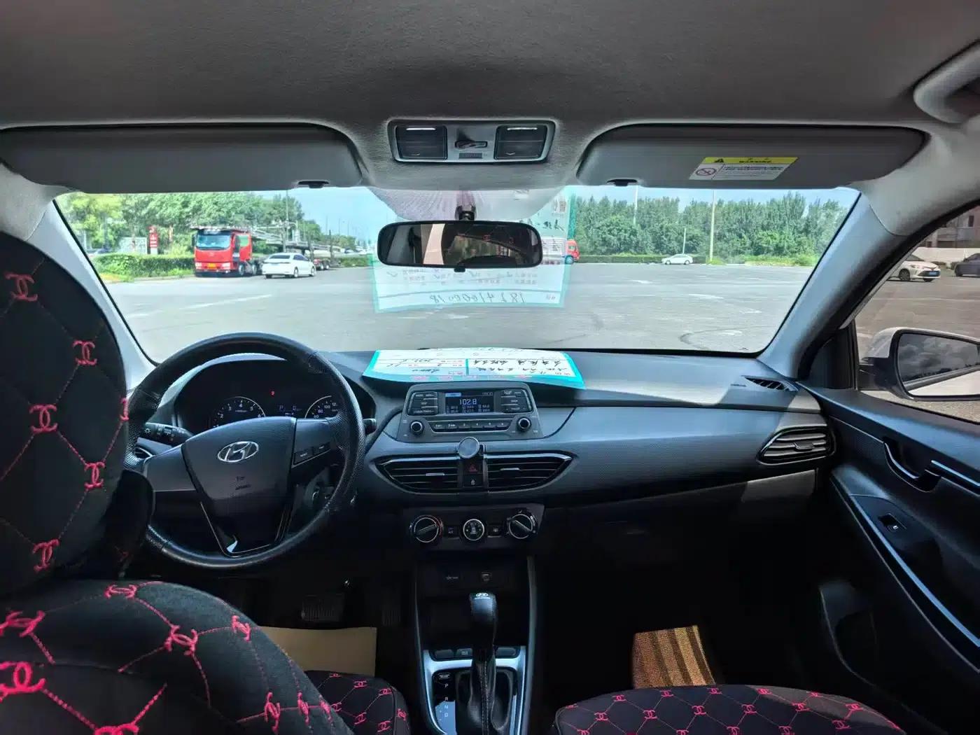Hyundai Elantra 2020 1.6L Automatic GL Edition — миниатюра 5