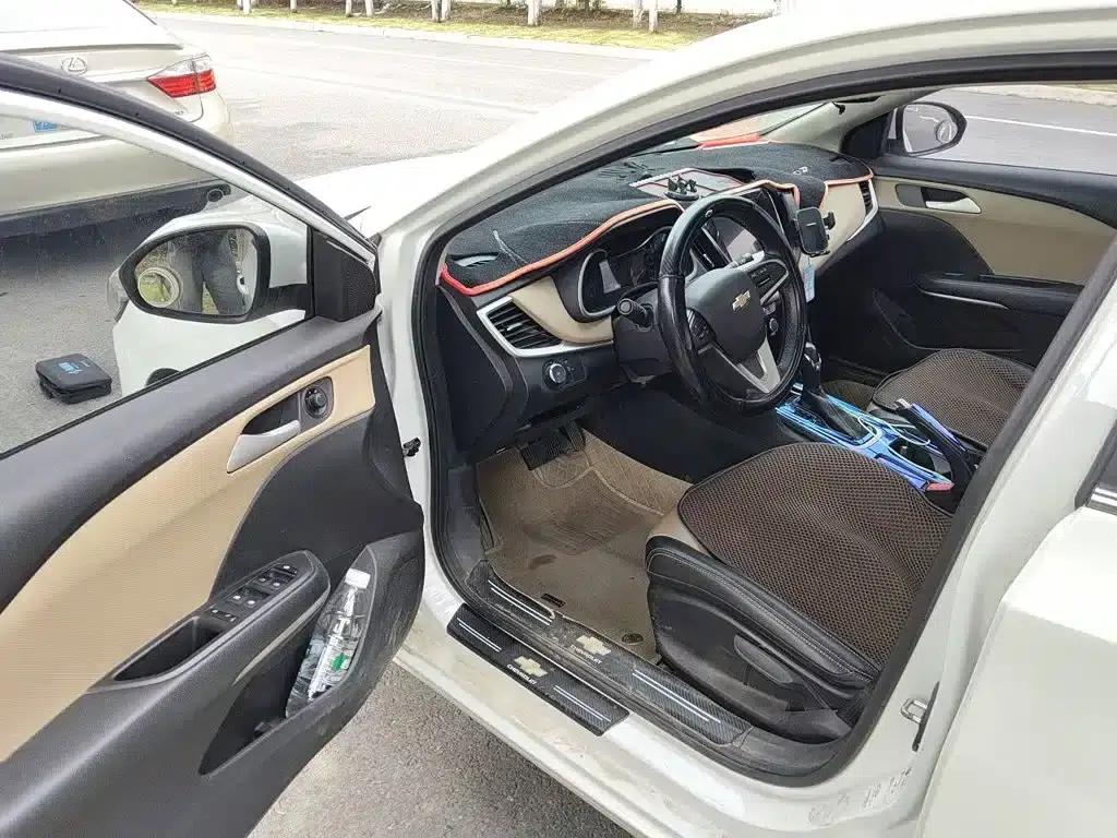 Chevrolet Cruze 2020 320 Automatic Comfort Edition — миниатюра 14