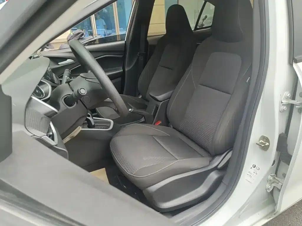 Chevrolet Cruze 2020 325T Automatic Comfort Edition — миниатюра 15