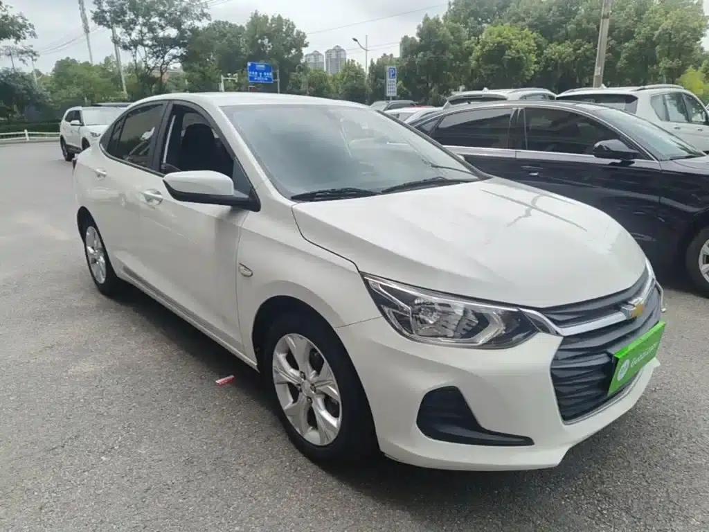 Chevrolet Cruze 2020 325T Automatic Comfort Edition — миниатюра 4
