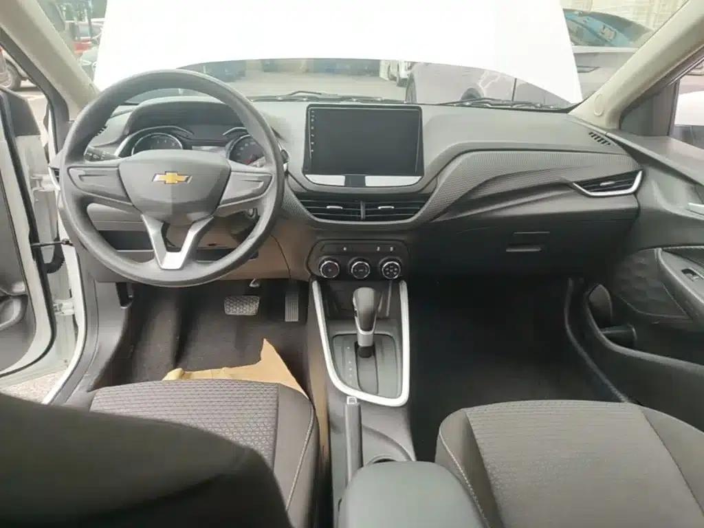 Chevrolet Cruze 2020 325T Automatic Comfort Edition — миниатюра 10