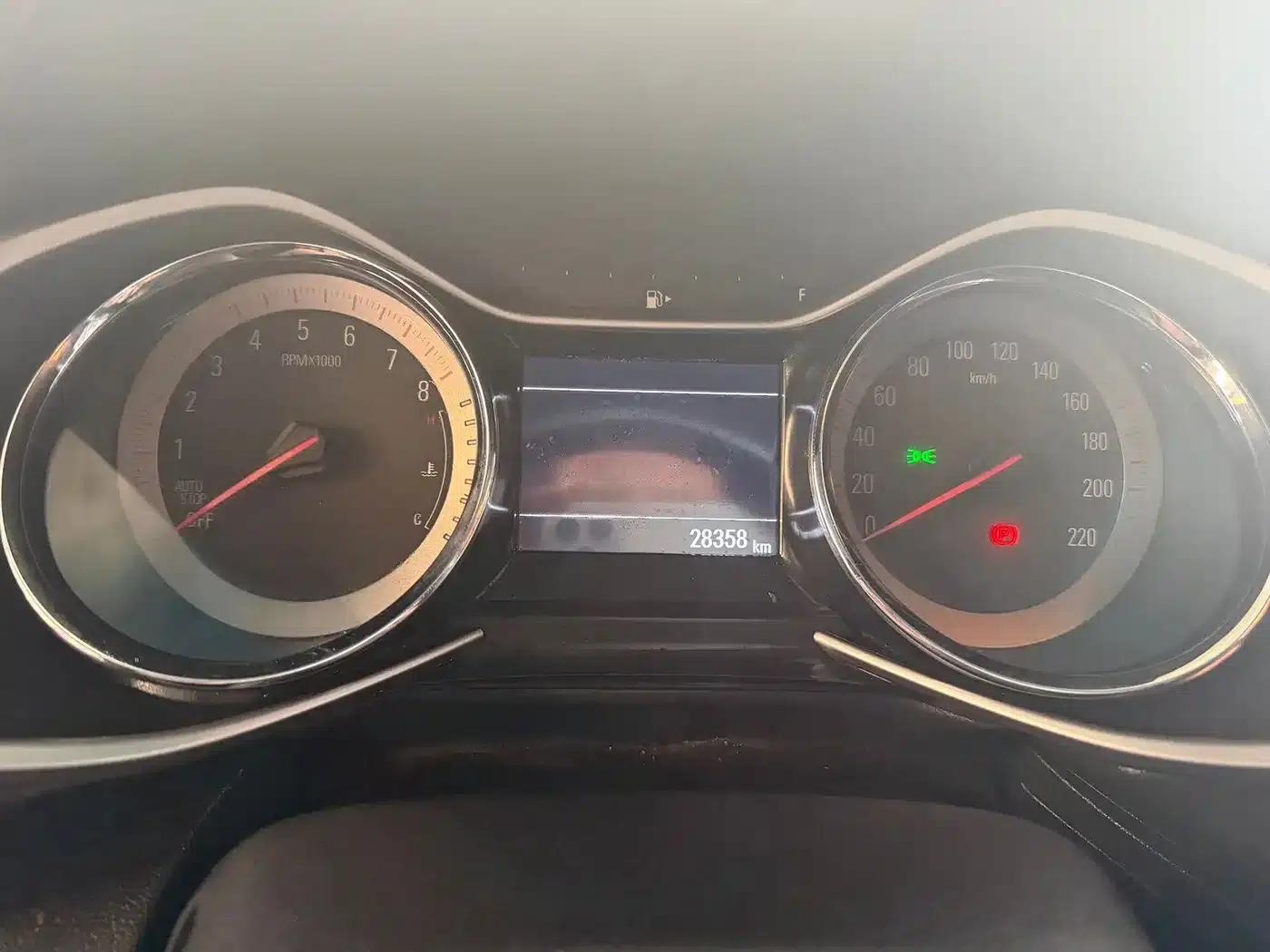 2020 Chevrolet Orlando Mild Hybrid Redline 530T Automatic Luxury Edition (5+2 models) — миниатюра 7