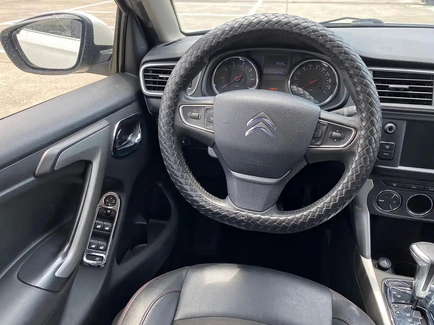 Citroën C3-XR 2015 1.6L Automatic Pioneer Edition — миниатюра 11
