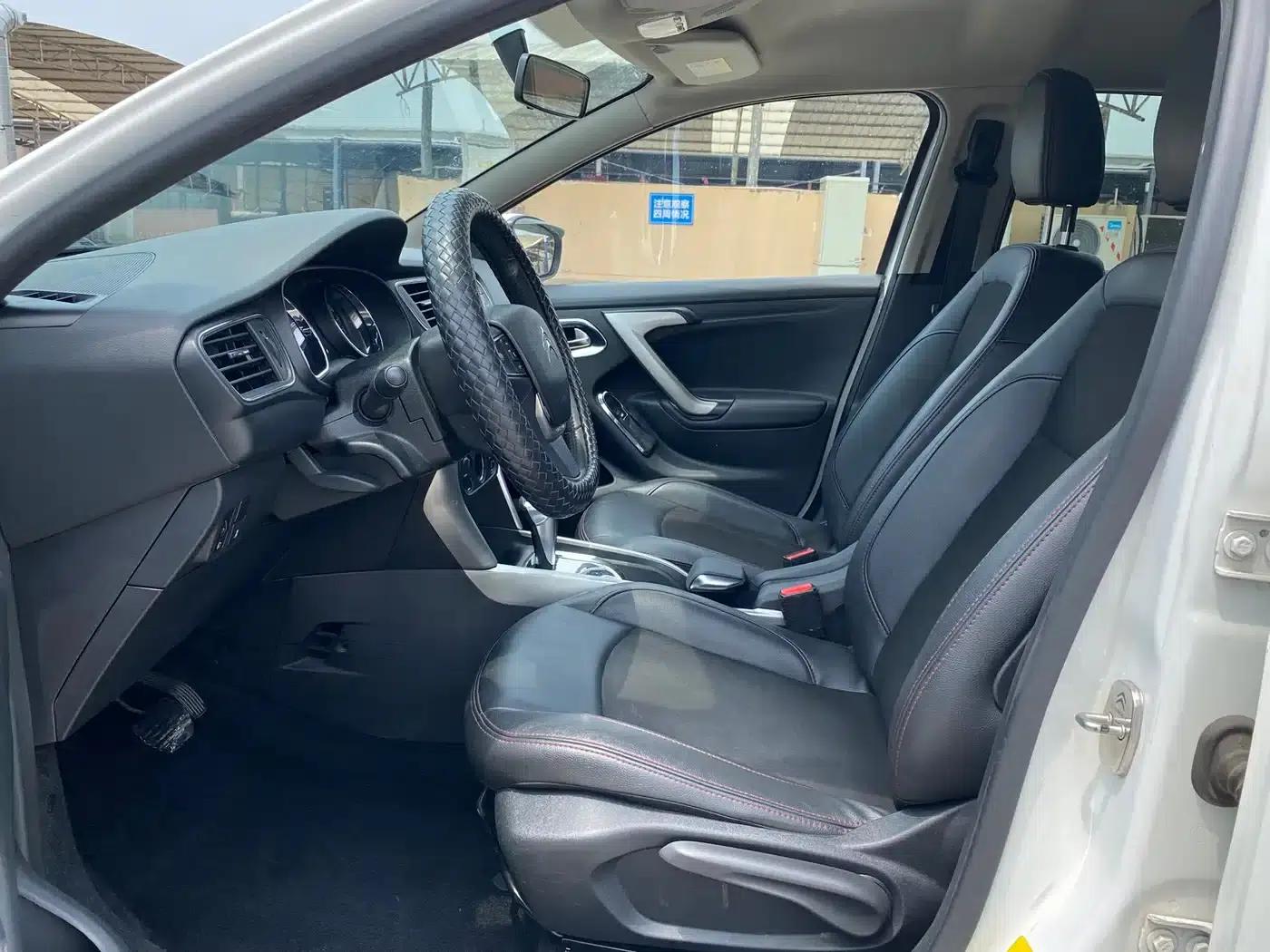 Citroën C3-XR 2015 1.6L Automatic Pioneer Edition — миниатюра 9