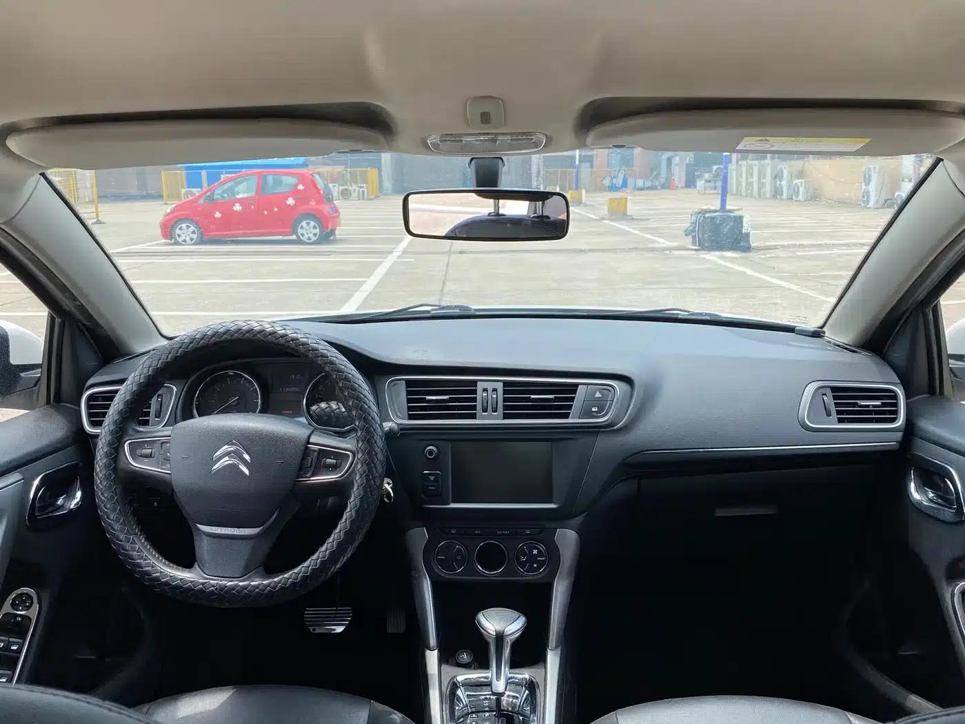 Citroën C3-XR 2015 1.6L Automatic Pioneer Edition — миниатюра 10