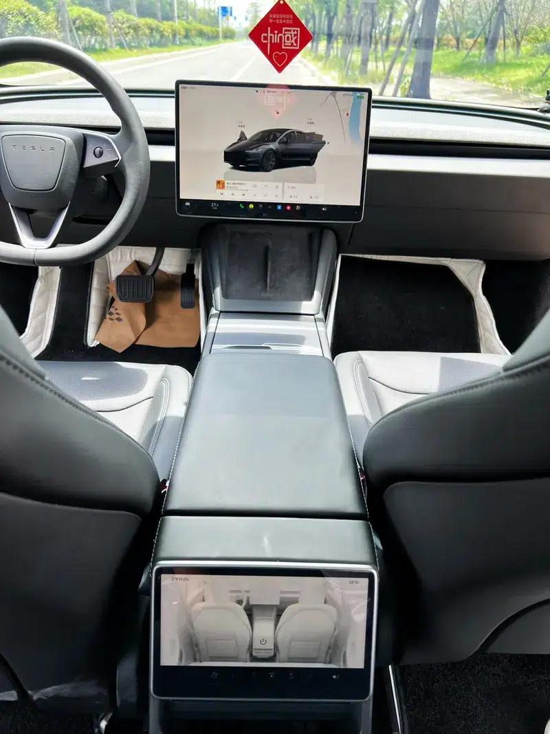 Model 3 2023 Rear-Wheel Drive — миниатюра 6