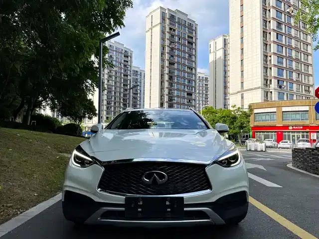 Infiniti QX30 2017 1.6T 2WD Fashion Edition